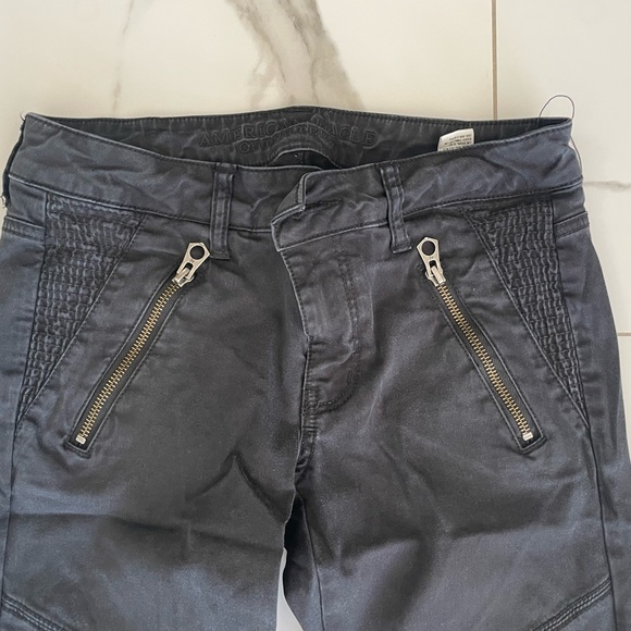American Eagles, Black Pants size 4 - Picture 2 of 3